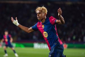 九游用户-佩德罗：亚马尔是当今足坛最全面的边锋，他无所不能