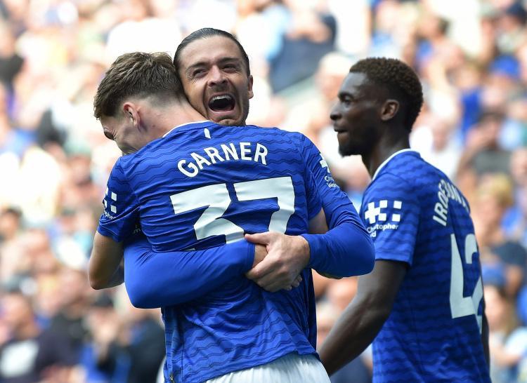 九游用户-连续两场英超助攻双响，格拉利什是埃弗顿队史首位做到球员