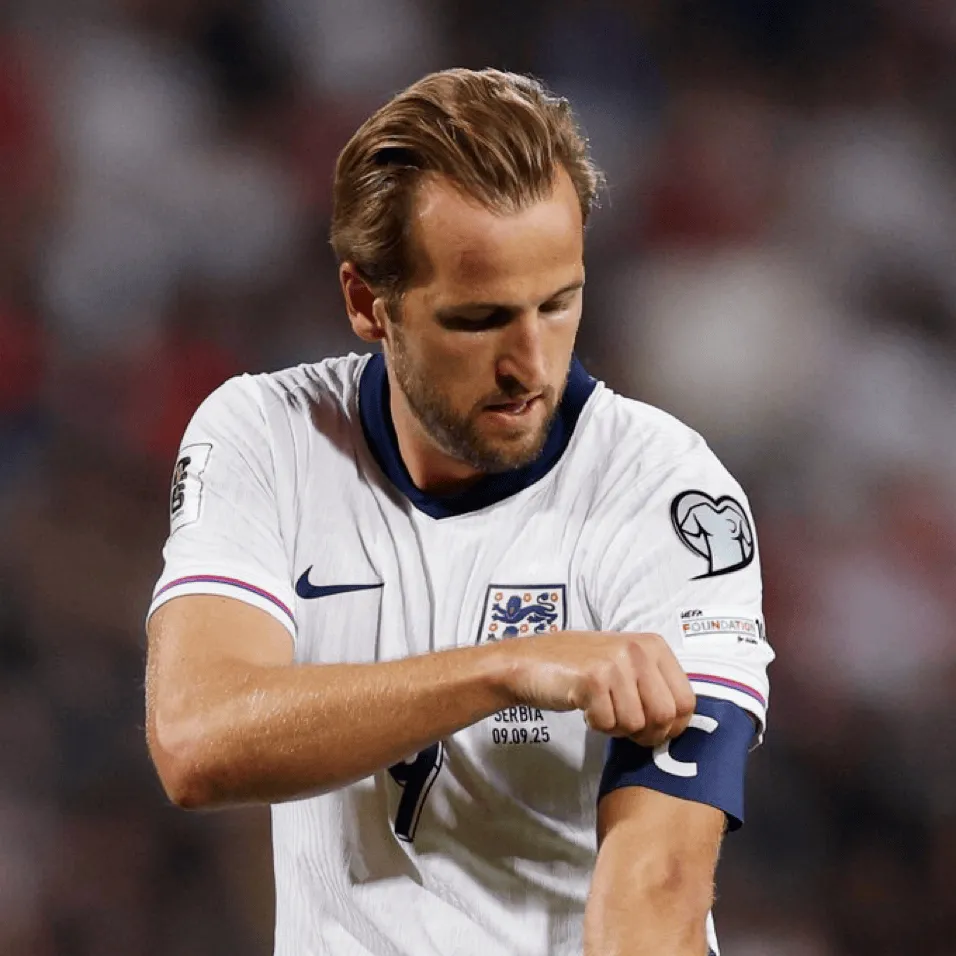 九游入口-英格兰队史出场榜：希尔顿125场居首，凯恩109场跻身第五